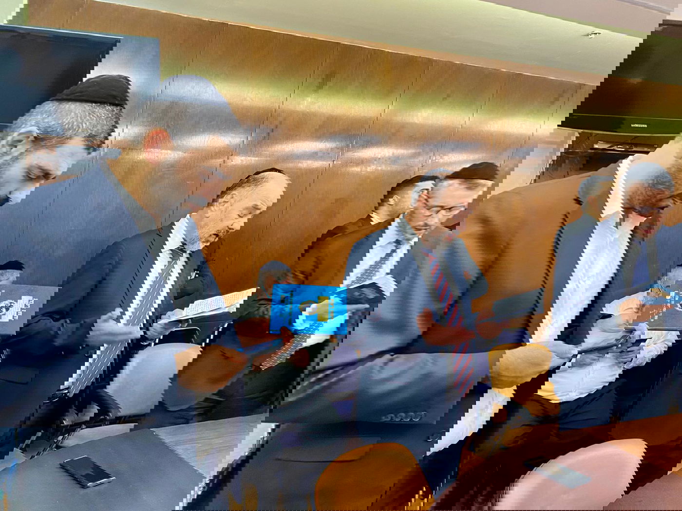 דרעי תקע בשופר, בן צור התחזן | תיעוד מהסליחות בסיעת ש"ס