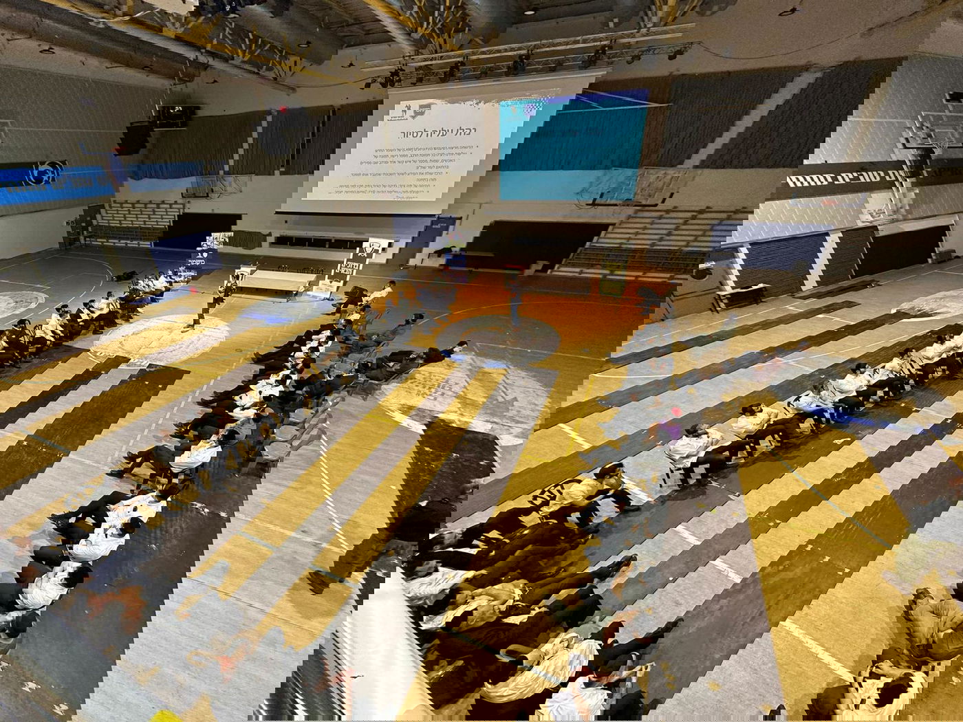 המתנדבים באימון הראשוני הערב