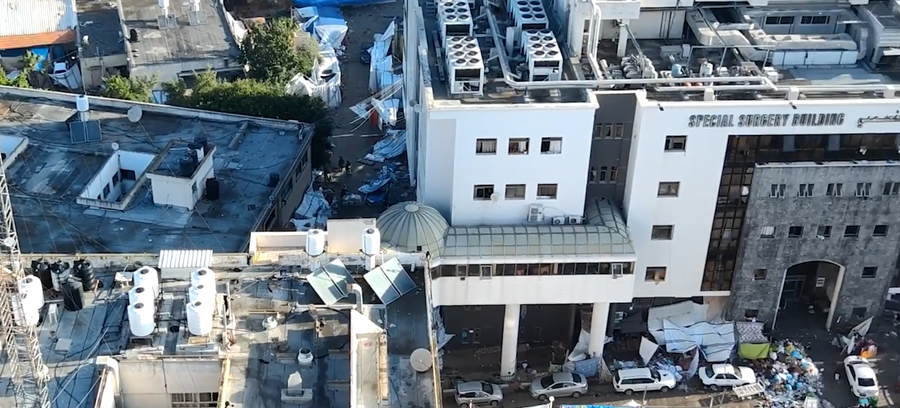 חיילי צה"ל במתחם