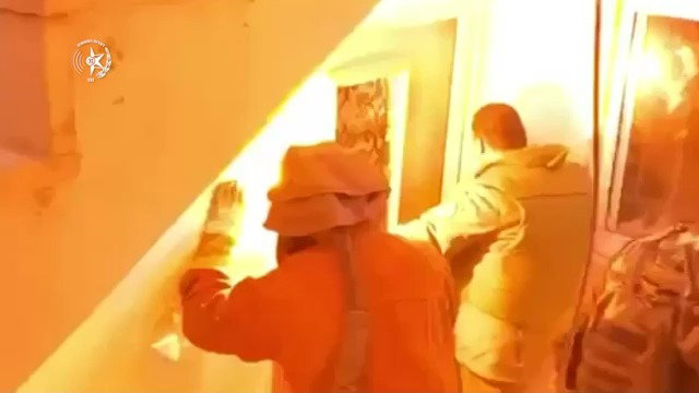 איטום בית המחבל ע״י כוחות הביטחון כיממה לאחר הפיגוע.