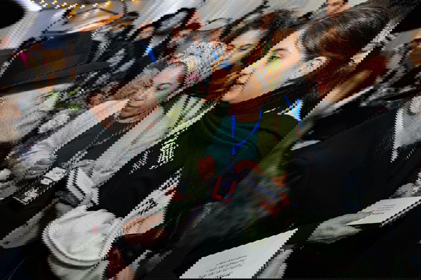 משפחות החטופים בתפילה נרגשת בציונו הק' של הרבי מליובאוויטש