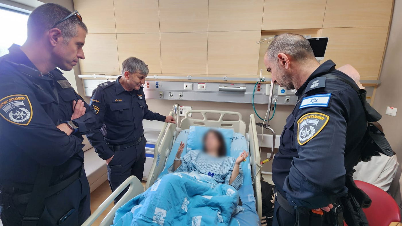 "התגובה המהירה והאמיצה מנעה פיגוע גדול יותר": מפקד מחוז ש"י ביקר אצל הפצועים