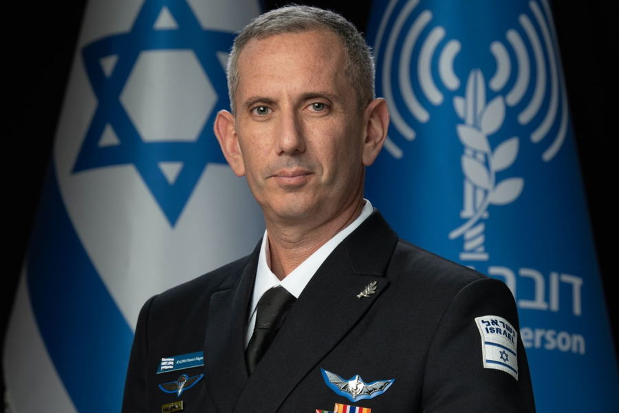 הפנים של המלחמה | הכירו את דובר צה"ל תא"ל דניאל הגרי שכבש את המסכים