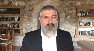 צבי יחזקאלי בפינה על פרשת תולדות • צפו