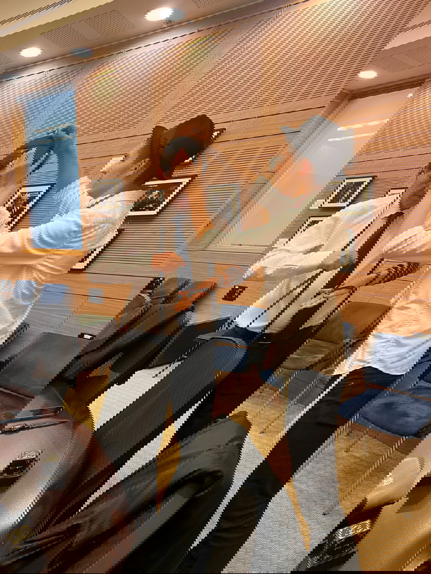 זופניק בכיכר • כל התמונות, הנייעס והחשיפות של המלחמה