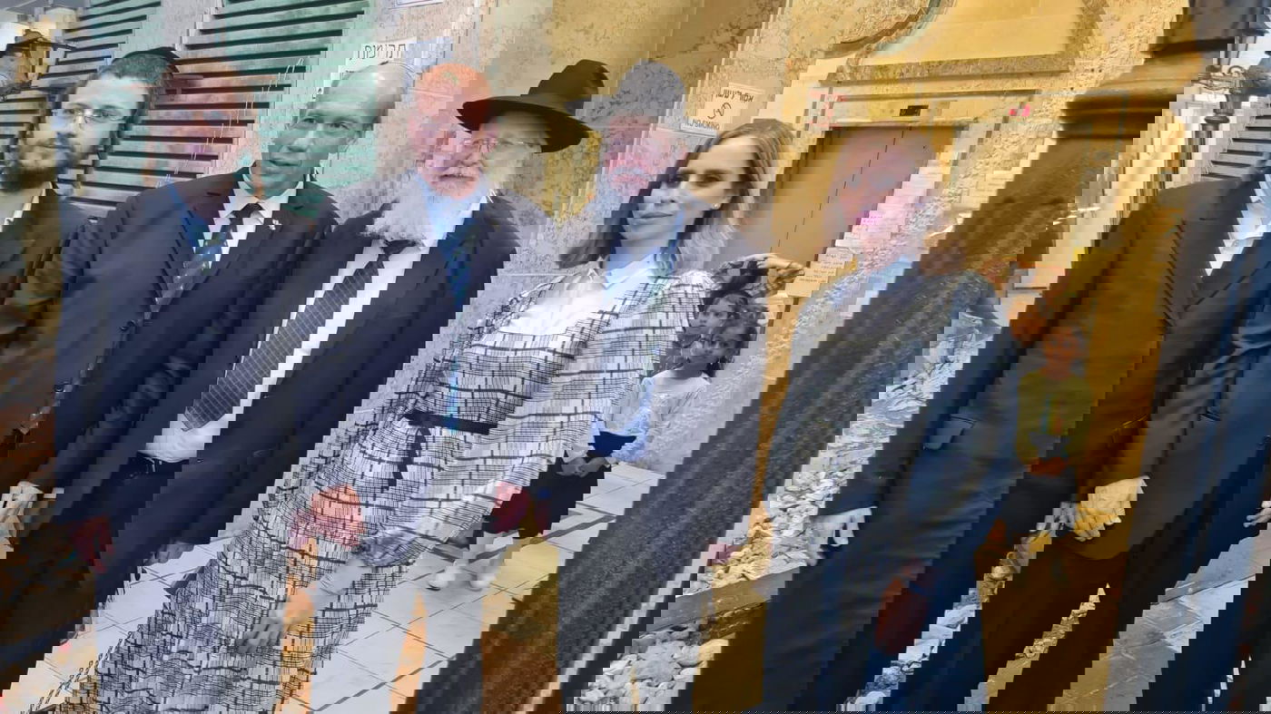 זופניק בכיכר • כל התמונות, הנייעס והחשיפות של המלחמה