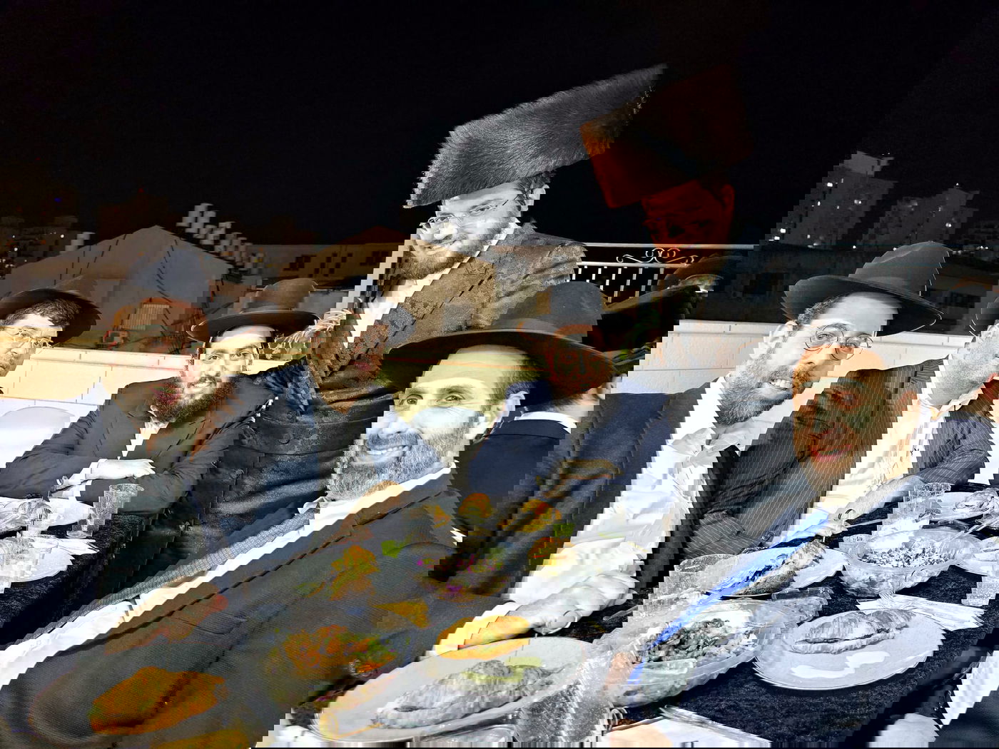 זופניק בכיכר • כל התמונות, הנייעס והחשיפות של המלחמה