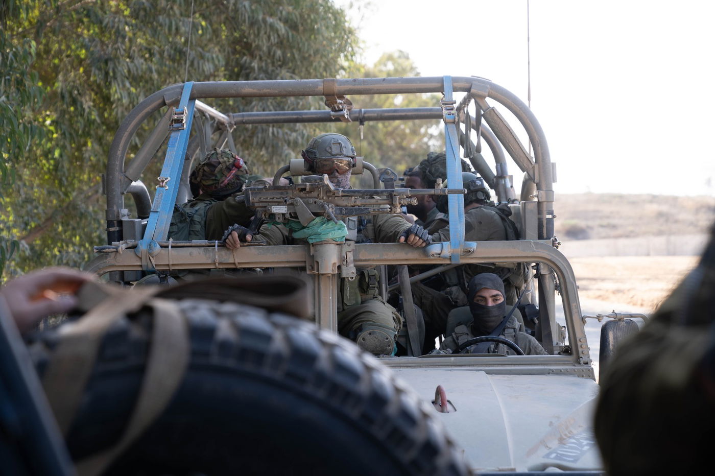אור ראשון בעזה | גלריה מלחימת צה"ל בתוך הרצועה . צפו