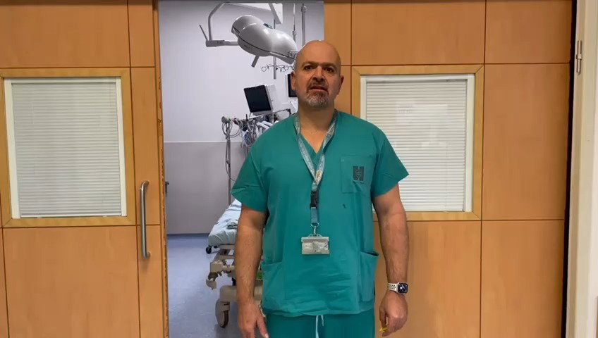 פרופ׳ יורם וייל, מנהל יחידת טראומה אורתופדית בהדסה, מעדכן על מצב הפצועים