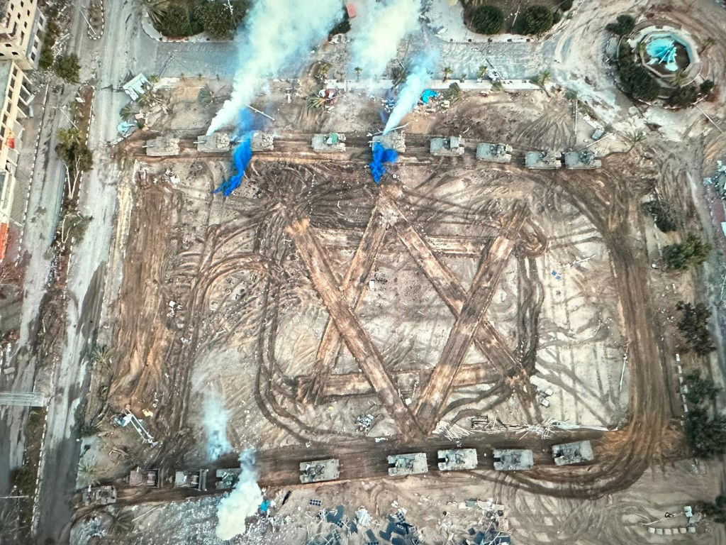 "הרחבה ממנה יצאו מחבלים ארורים לטבח - נמצאת בידינו"