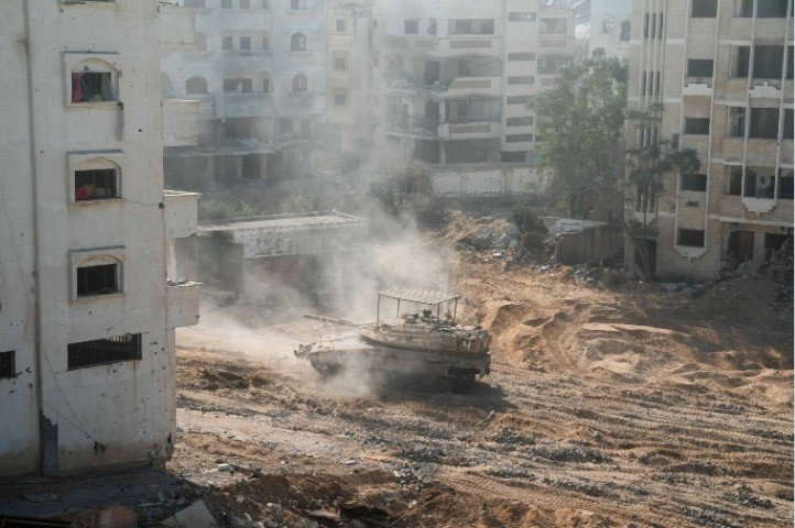 בין חורבות עזה: כך פועלים לוחמי צה"ל נגד חמאס ברצועה