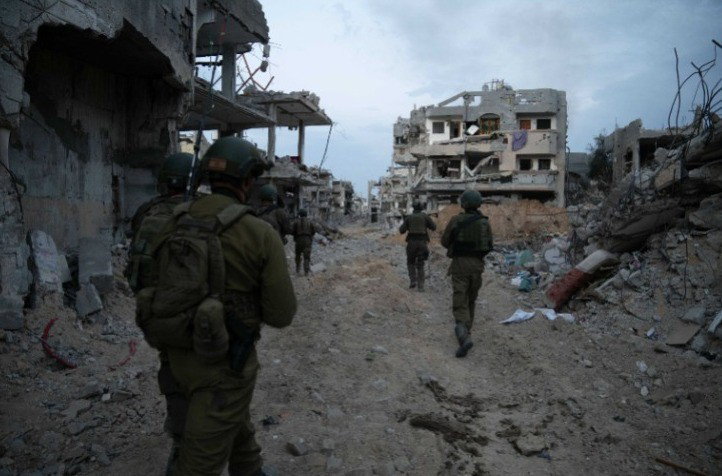 בין חורבות עזה: כך פועלים לוחמי צה"ל נגד חמאס ברצועה