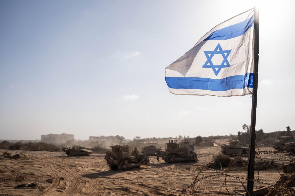 בין חורבות עזה: כך פועלים לוחמי צה"ל נגד חמאס ברצועה