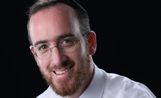 מוזיקה? לא צריך! | נפתלי קמפה באלבום ווקאלי מדויק אך עם נשמה 