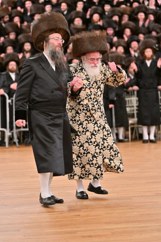 שמחת בית ויז'ניץ - וויען - זלאטשוב | צפו בגלריה