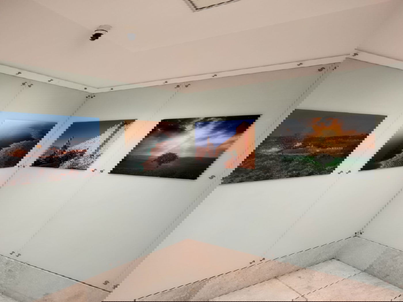 הצלם החרדי נבחר להוביל את תערוכת התמונות בתחנה הירושלמית