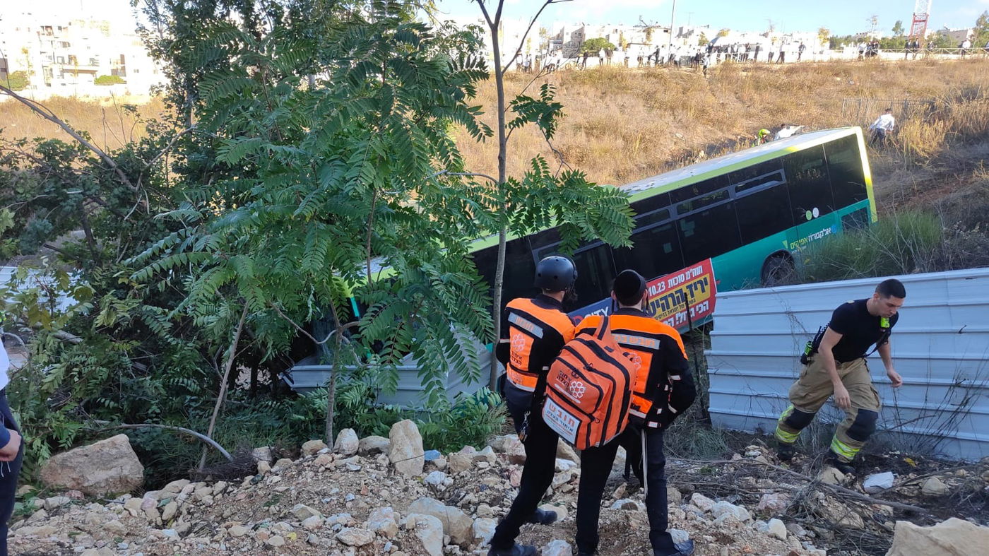 האוטובוס שהידרדר