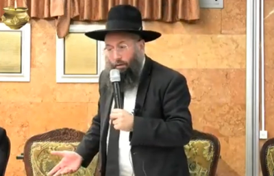 הגאון רבי בנימין חותה בשיעור חיזוק לבני הישיבות • צפו