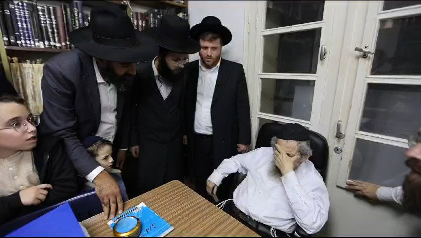 הילדים אצל הגר"ד לנדו | צפו