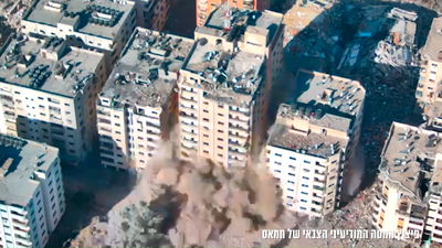 תיעוד מטורף: צה"ל מפציץ את בניין מטה המודיעין של חמאס