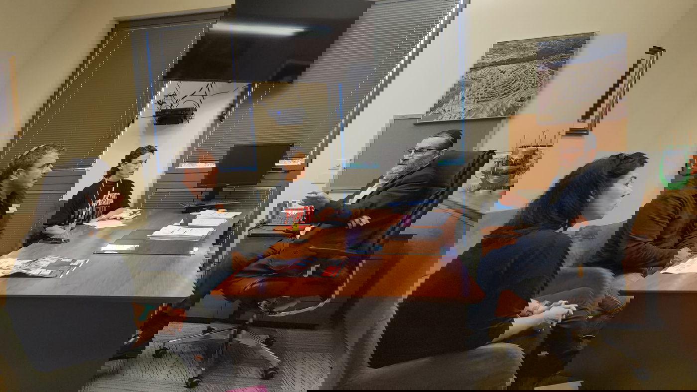 זופניק בכיכר • כל התמונות, הנייעס והחשיפות של המלחמה