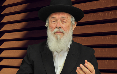 בעלה של אותה אישה היה מאוכלי שולחנו של הרב אלישיב והרב אלישיב מאוד כיבד אותו