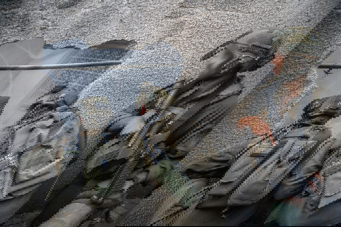 צה"ל: כל 11 החטופים נמצאים בשטח ישראל | בישראל נערכים להארכת ההפוגה | כל העדכונים