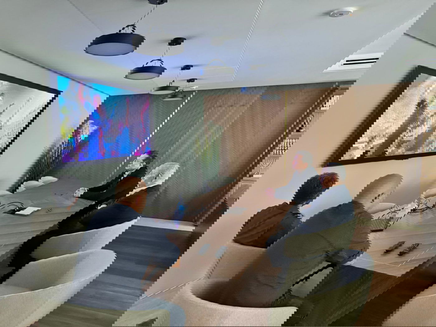 צה"ל: כל 11 החטופים נמצאים בשטח ישראל | בישראל נערכים להארכת ההפוגה | כל העדכונים