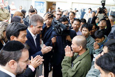 שר החוץ, היום 