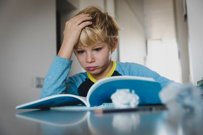 כך תגרמו לילד לאהוב את הקריאה