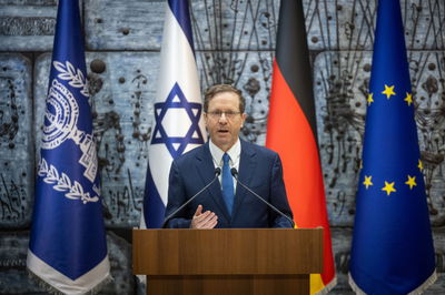 הנשיא הרצוג יקיים פגישות הסברה מדיניות באיחוד האמירויות