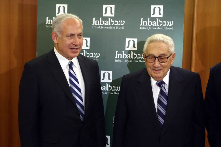 קיסינג'ר ונתניהו בשנת 2008