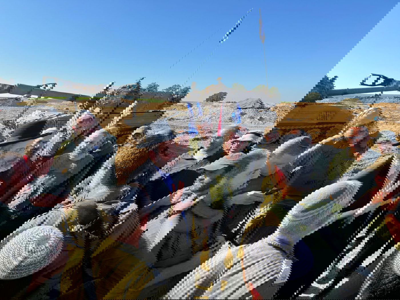 הרב הראשי חיזק את גדודי התותחנים המוצבים בגבול עזה