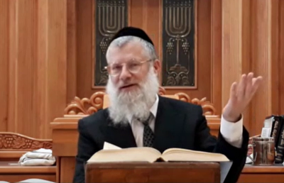 מה לבשו בני משפחת יעקב בפגישה עם עשיו הרשע? צפו