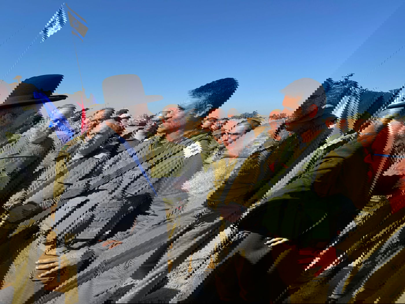 הרב הראשי חיזק את גדודי התותחנים המוצבים בגבול עזה