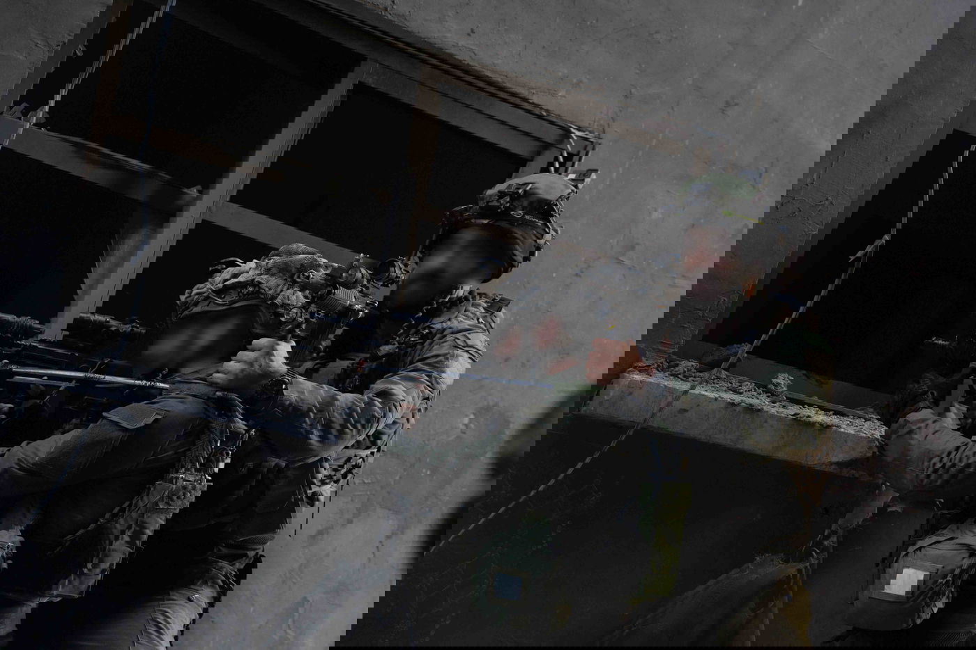 עם לבדד ישכון | האם לעד נחיה על חרבנו?