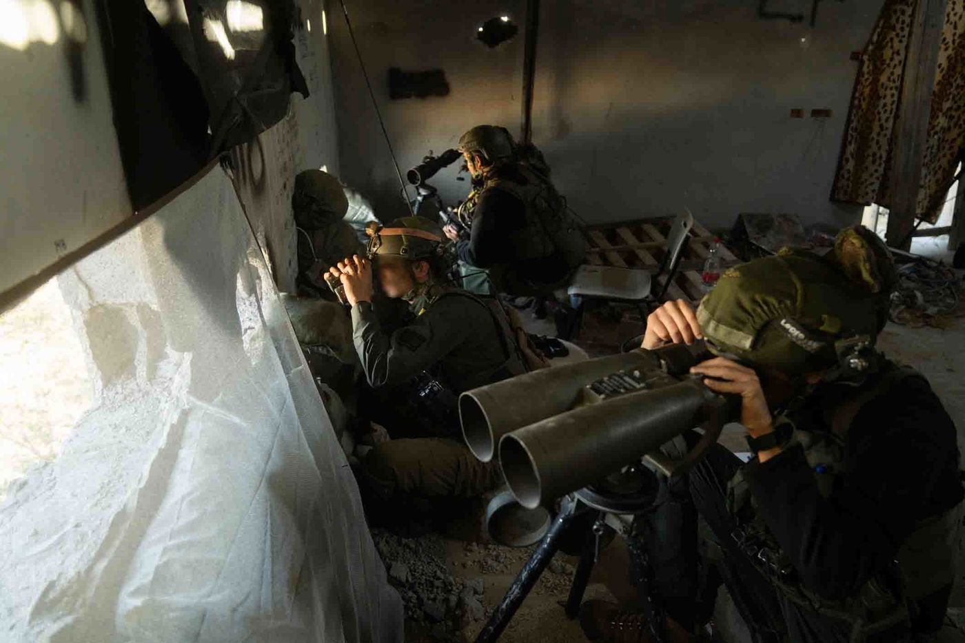 הלחימה בעזה חודשה | צפו בגלרייה מלב הקרבות ברצועה