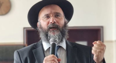 מבצע הניגון, הרב מנחם מענדל עמאר