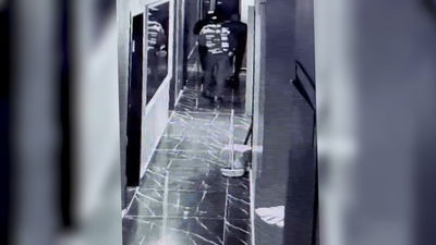 תיעוד: דפקו בדלתות ונכנסו לחדרים של מפונים בבית המלון; הילדה צרחה והבריחה