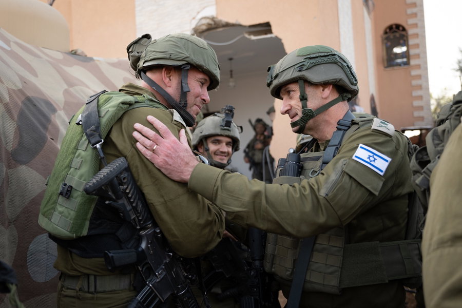 תיעוד: הרמטכ"ל הרצי הלוי בהערכת מצב בתוך רצועת עזה