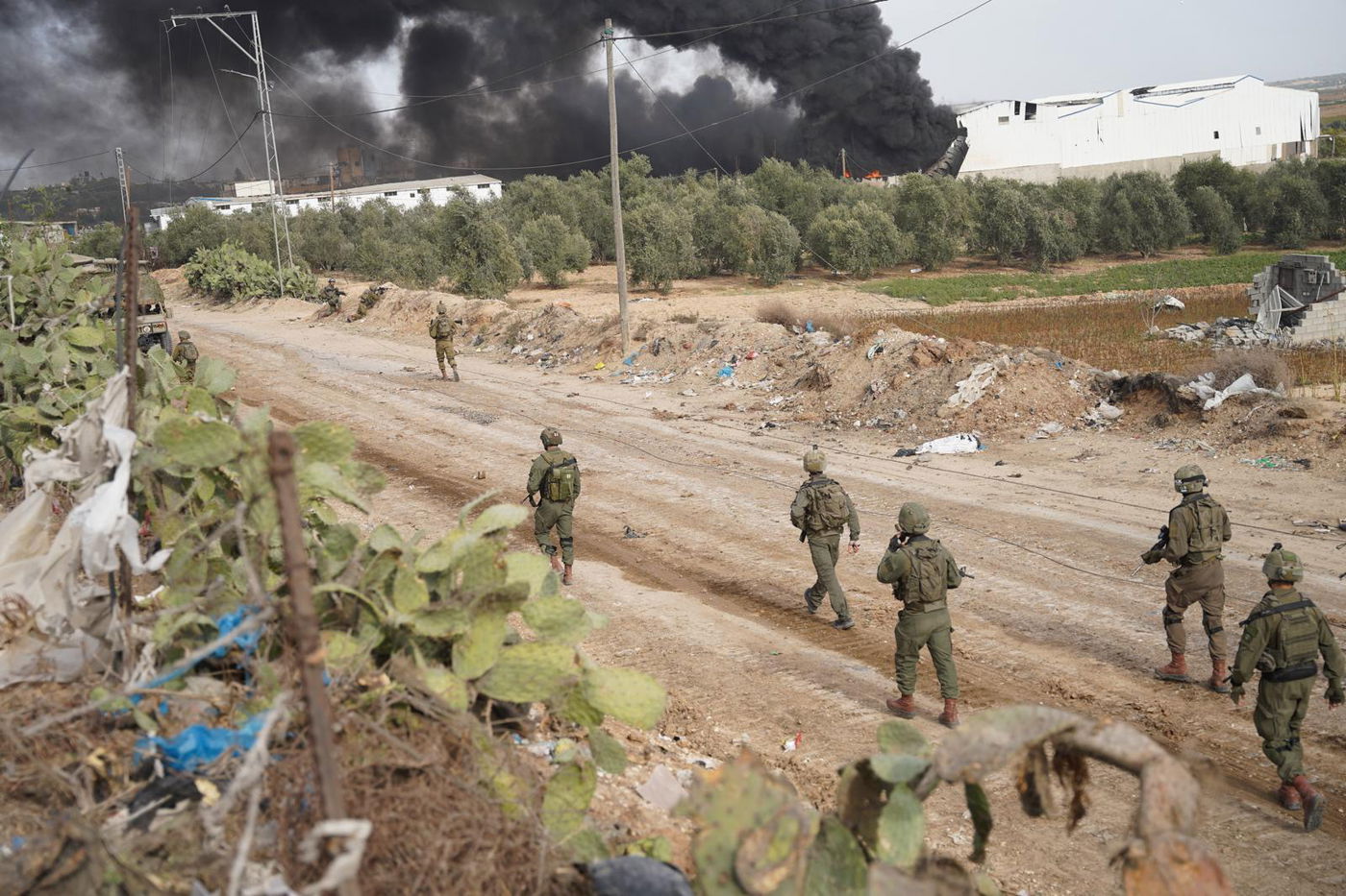 צוות הקרב של חטיבת כפיר מתמרן בעומק רצועת עזה