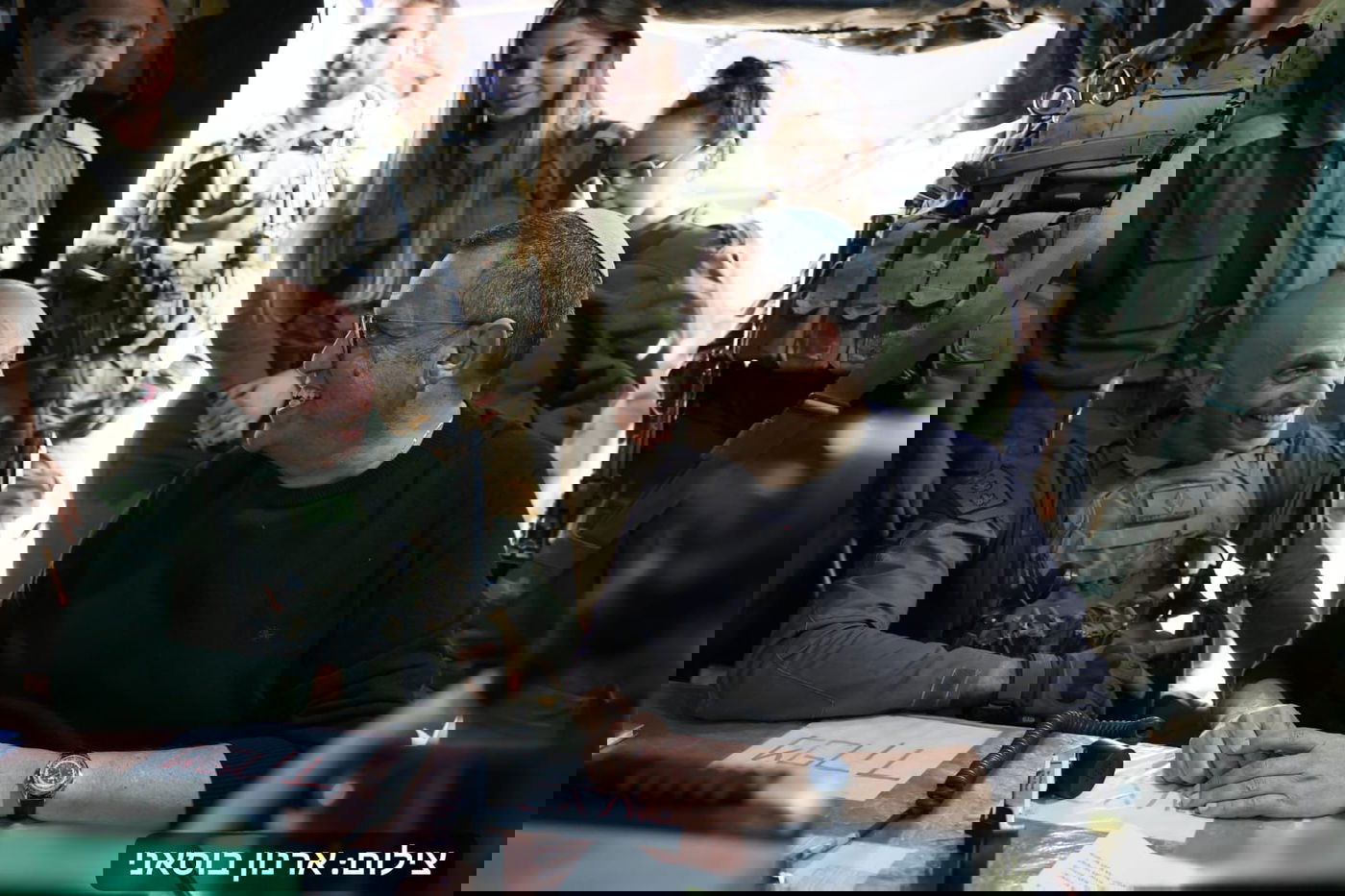 ראש העיר ירושלים משה ליאון הפתיע את לוחמי חטיבת ירושלים | צפו