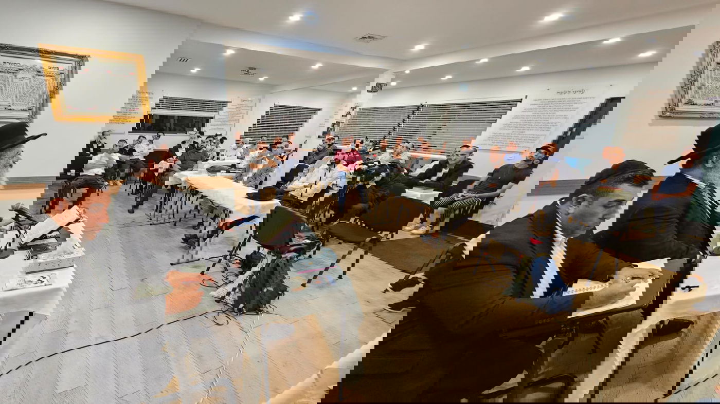 מניו יורק לפלורידה: מסע הקודש של הגאון רבי ישראל אברג'ל לארה"ב