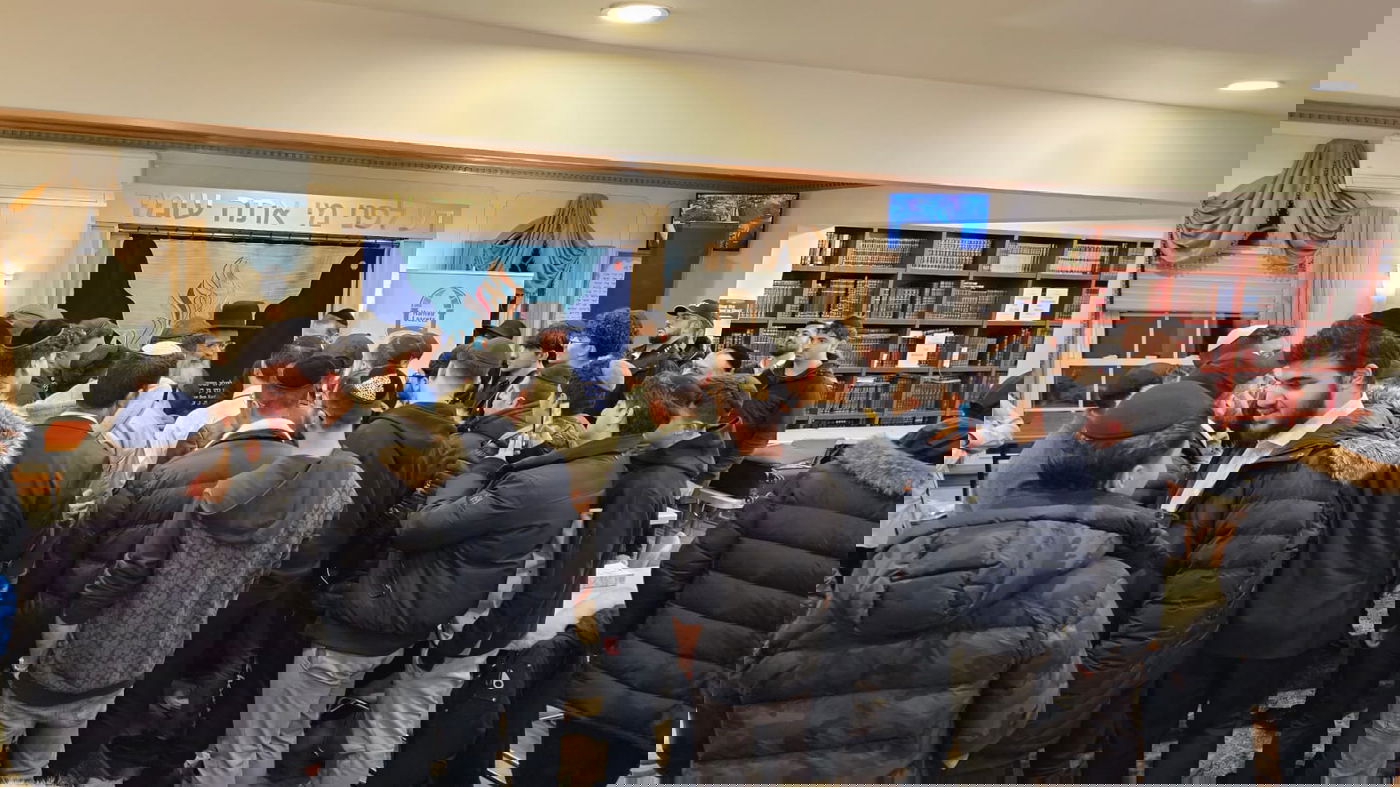 מניו יורק לפלורידה: מסע הקודש של הגאון רבי ישראל אברג'ל לארה"ב