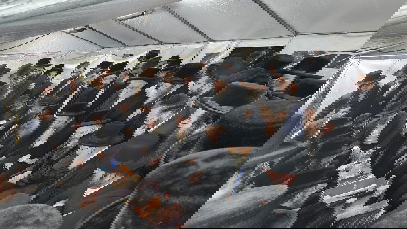 "נפטר על קידוש ה' וחי על קידוש ה'" | קווים לדמותו של הדיין הרב אלימלך וסרמן הי"ד