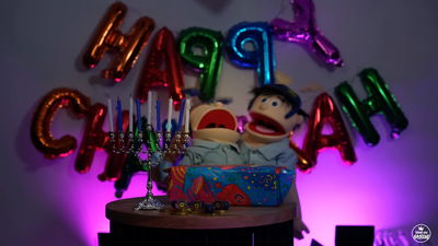 מחרוזת החנוכה שתקפיץ אתכם: "חנוכה אפ מיקס"