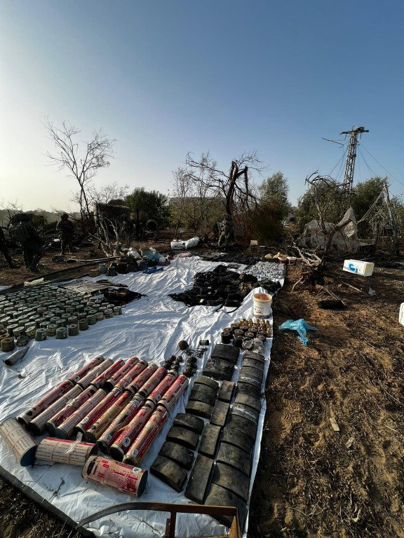 הלוחמים מצאו פיר מנהרה ואמל"ח באוניברסיטת "אל-אזהר"