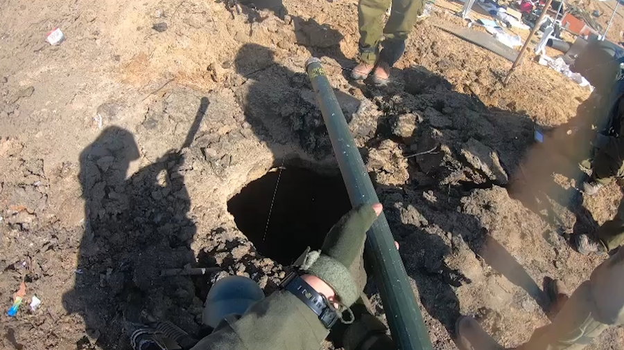 חשיפת פיר המנהרה ממנו סוכל ניסיון ההתקפה של המחבלים