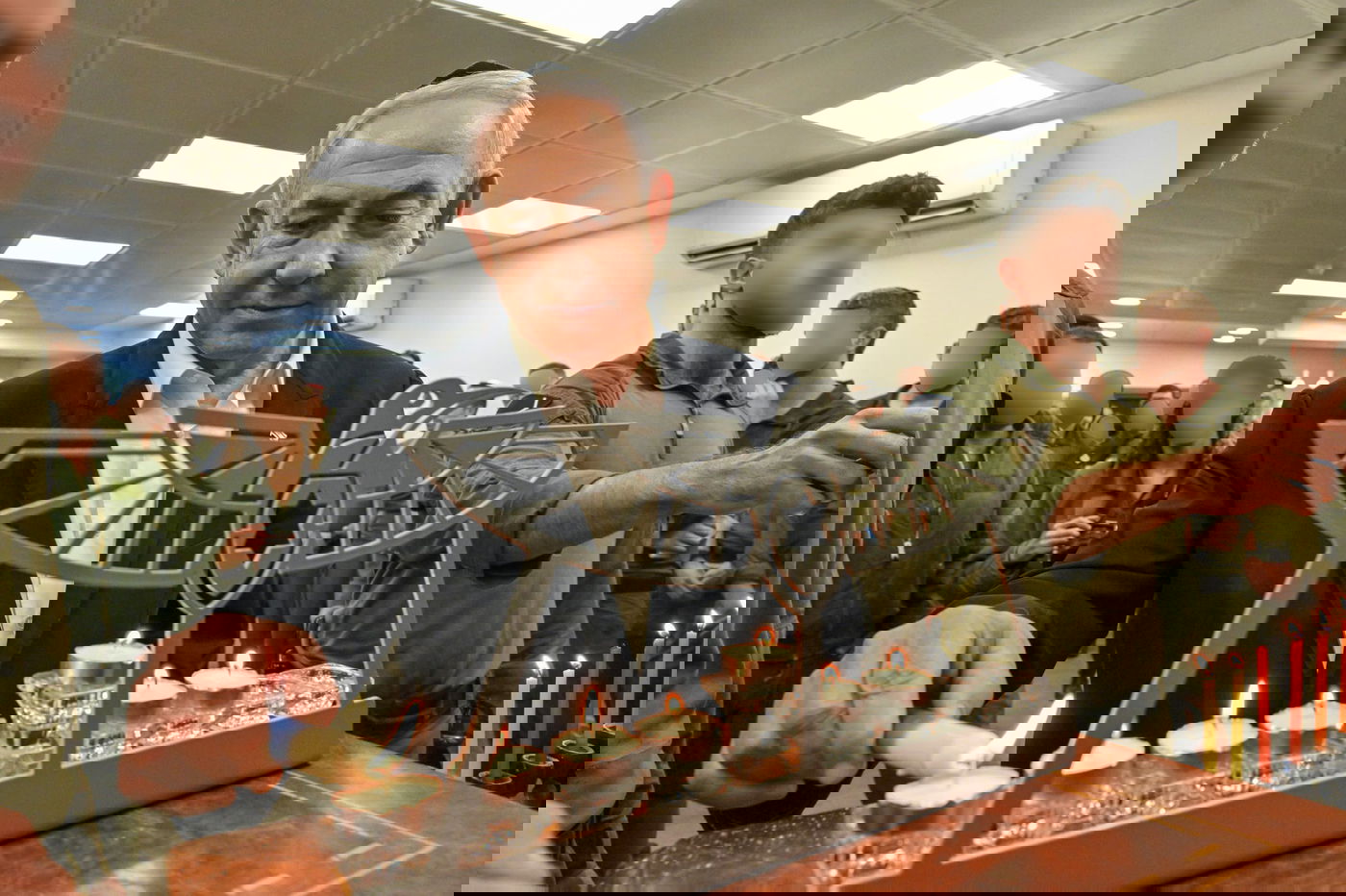 נתניהו ביחידת שלדג וביחידה 669