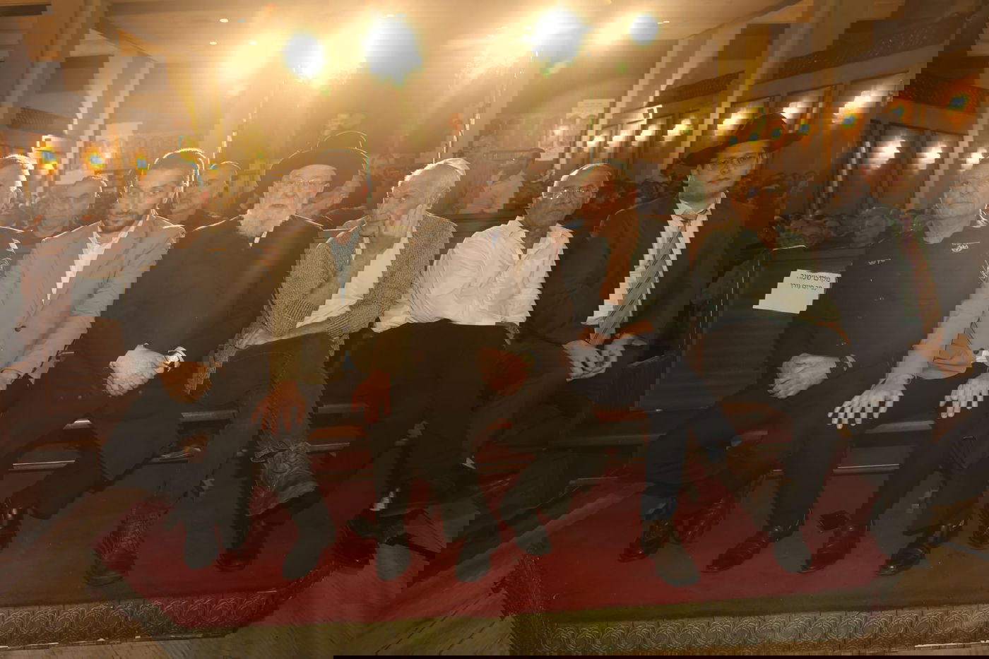 אביב גפן בבית הכנסת